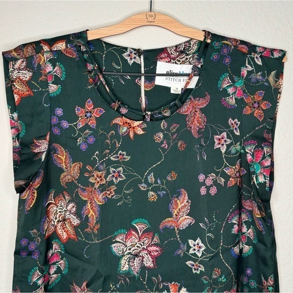 Alice Blue Floral Short-Sleeve Blouse- Sz‎ M - Picture 4 of 7